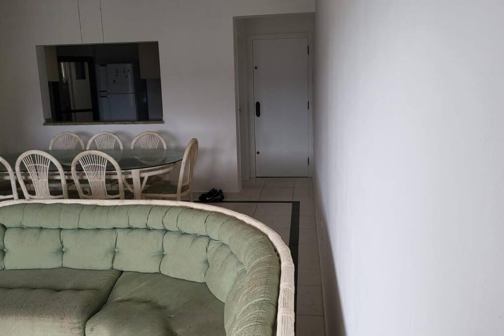 Apto Completo A 1 Quadra Da Praia Da Enseada. Гуаружа Екстериор снимка